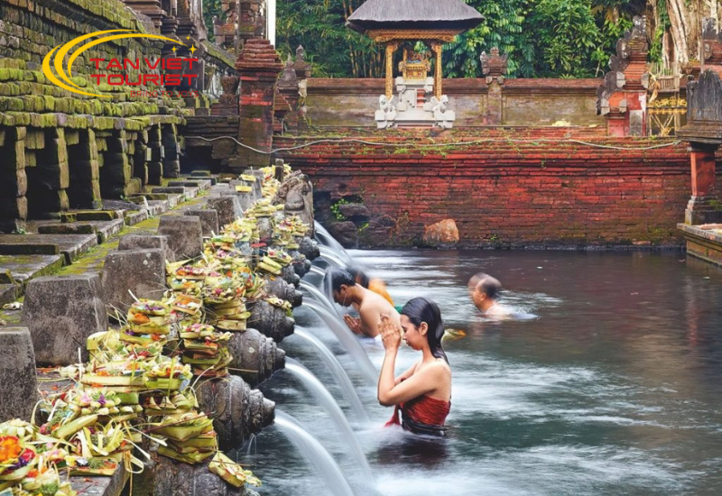 bali-indonesia-5n4d (1)