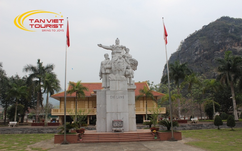 lang-son-cua-khau-tan-thanh-2n1d (5)