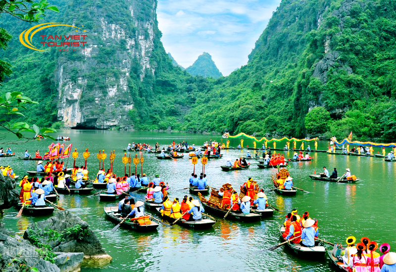 den-dinh-le-thung-nham-trang-an-hs-cap-3