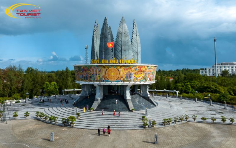mong-cai-bien-tra-co-mui-sa-vi (3) Móng Cái– Biển Trà Cổ - Mũi Sa Vĩ