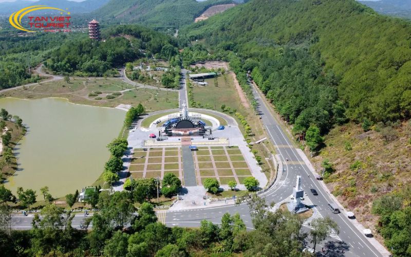 tour-bien-thien-cam-nga-ba-dong-loc-ho-ke-go (4) Tour Biển Thiên Cầm - Ngã ba Đồng Lộc - Hồ Kẻ Gỗ